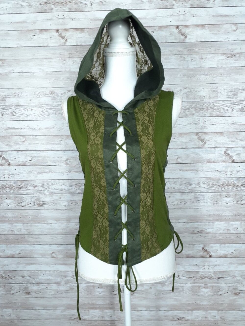 Earthbound Trading Fairy Vest S Hooded Lace Up Green Festival Ren Fair 959A - Picture 1 of 8